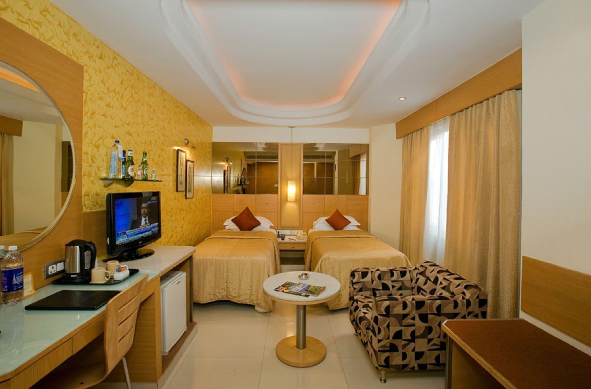 The President Hotel Bangalore Extérieur photo