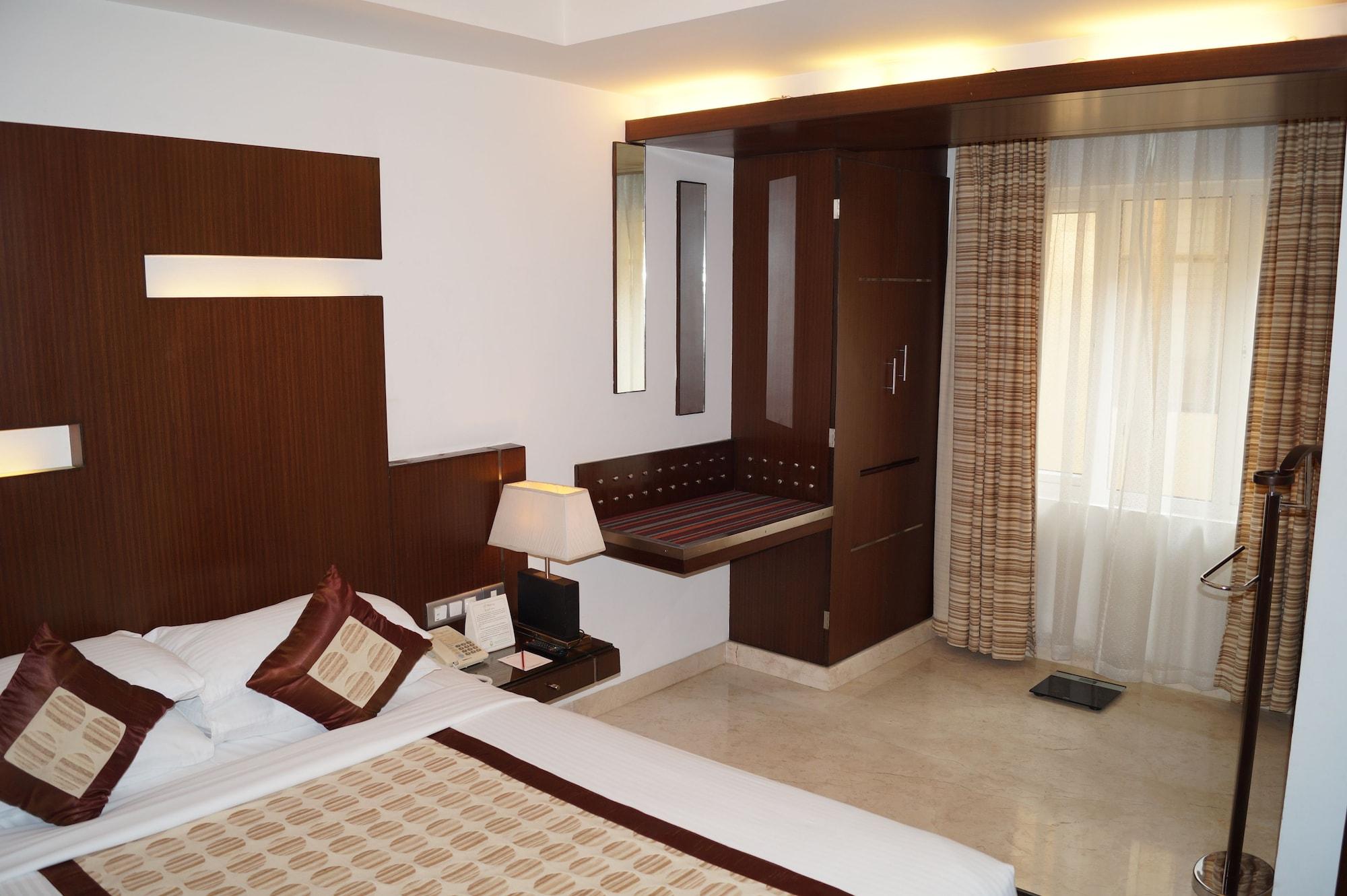 The President Hotel Bangalore Extérieur photo