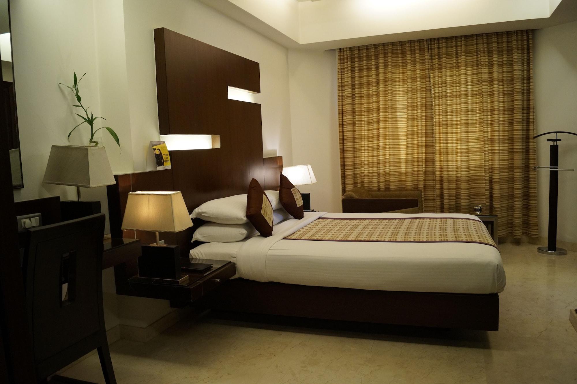 The President Hotel Bangalore Extérieur photo